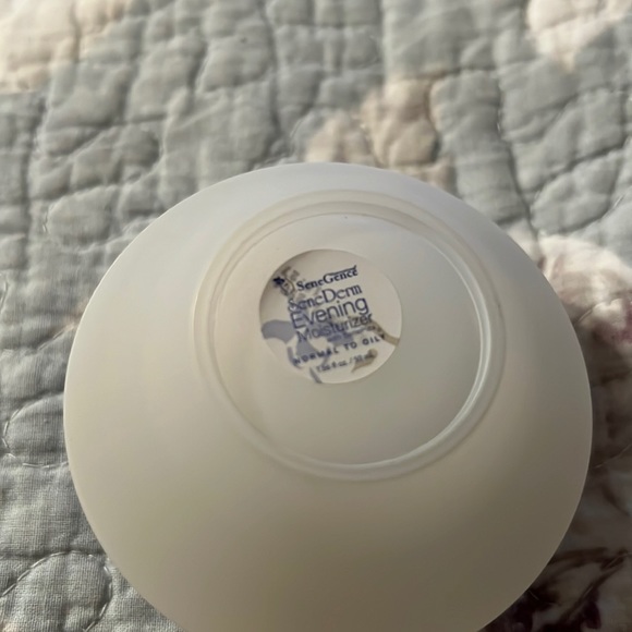 SeneGence Evening Moisture - Picture 2 of 2